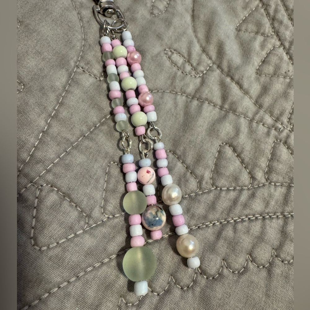Pastel Boho Beaded Bag Charm Keychain with Real Pearls - Picture 3 of 3